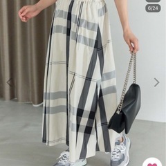 チェック　スカートの画像