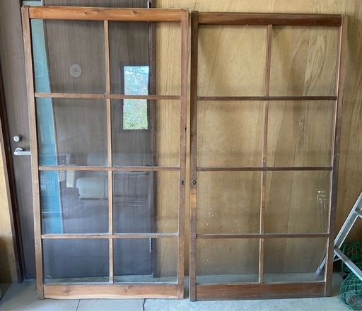 建具　ガラス戸　2枚組　中古品　小さなひび割れ・カケ有り