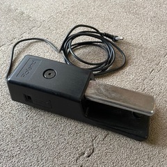 ROLANDキーボードサスティーンペダルの画像