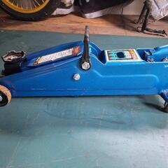 青色ジャッキー