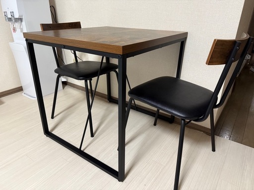 【決まりました】ダイニングテーブル+イス2人用