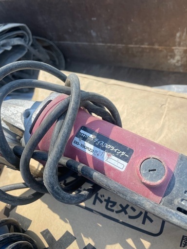サンダー電動工具一つ売りもしてます
