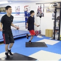 ボクシング、ボクササイズ練習生募集　アマ、オヤジファイター在籍　初心者、老若男女、年齢、経験不問　メイウェザー風ミットの画像
