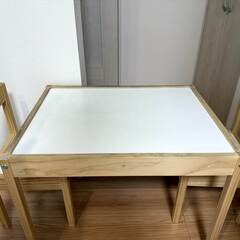 IKEA LATT 子供用　テーブル•椅子×2