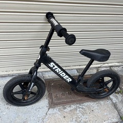 ストライダー キックバイク