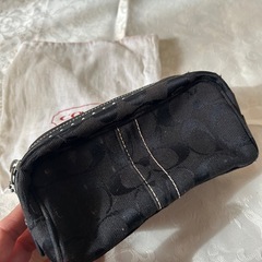 ⭐︎coach（コーチ）のポーチ正規店購入の画像