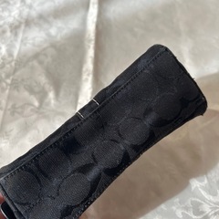 ⭐︎coach（コーチ）のポーチ正規店購入の画像