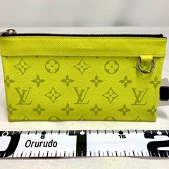 21000正規品　VUITTON メンズポーチ