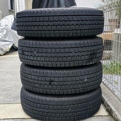 キャラバン鉄ホイール＋スタッドレス希望者にはリヤバンパー付きの画像