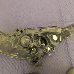 値段交渉受け付けます！プジョー208 右側ヘッドライトの画像