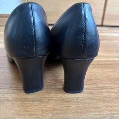 
未着用　ロメオ　ヴァレンティーノ　パンプスの画像