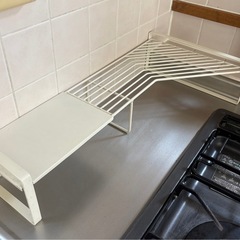 コンロ横デッドスペースに★ワイヤー　キッチン収納　整理棚の画像