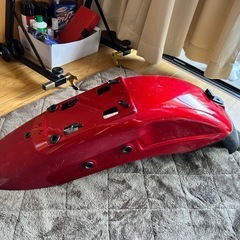 エリミネーター125用 リアフェンダー（レッド）の画像