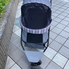 ペットカート　
犬バギー　わんわんカートGEXの画像