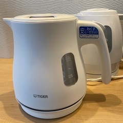 電気ケトル の画像