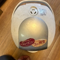 シャープ炊飯器　3合の画像