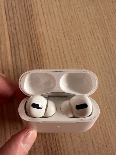 AirPods Pro第1世代(今すぐに来てもらえると1000円引きします)