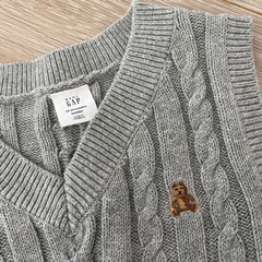 2回着用　ベビーギャップ ベスト　18-24monthの画像