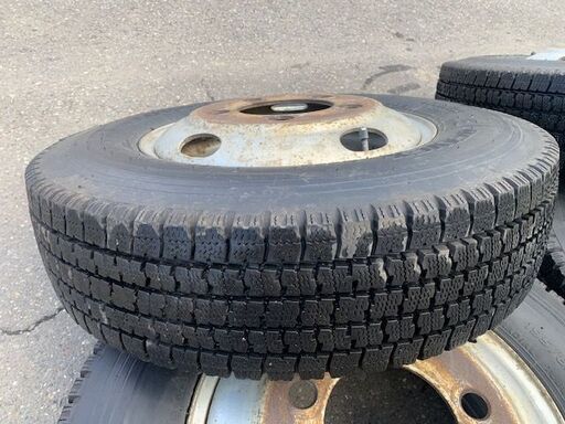 195/85R16　スタッドレスタイヤ
