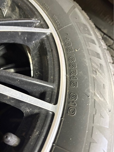 スタッドレスタイヤ