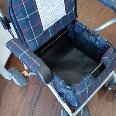 幸和製作所　テイコブ　TacaoF　シルバーカー　チェック柄　ブルー　サイズ（約）幅46×奥66×高90　　■近隣配送無料 買取GO‼　栄和店の画像