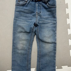 子供服90サイズジーンズ