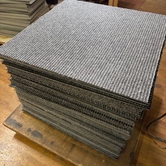 タイルカーペット（中古）　1枚50円から