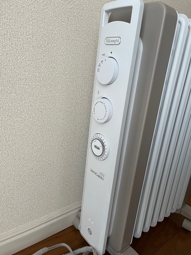 【ほぼ未使用】美品 デロンギ オイルヒーター