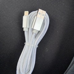 iPhone 充電器