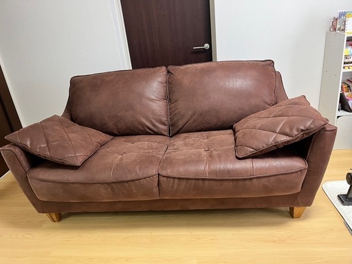 クラッシュゲート　　3人掛けソファー