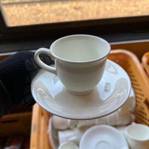 【大量まとめ】白磁カップ＆ソーサー、クリーマー　Noritakeなど