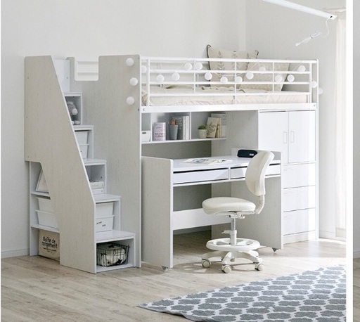 ロフトベッド　階段付き