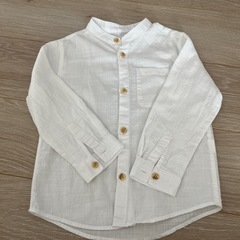 褒められ♡ZARA襟なしシャツの画像