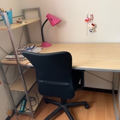 お話中  勉強机 オフィスなどにも