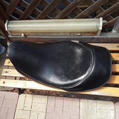 ハーレーシングルシート