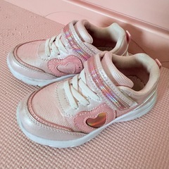 靴 スニーカー 17センチ 女の子 キラキラ ピンクの画像