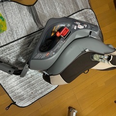 回転式　チャイルドシート　の画像