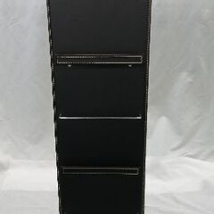 2,000→1,000円 ブックスタンド　本棚　シンプル　オシャレ　合成皮革　黒　メニュー置きにも　の画像