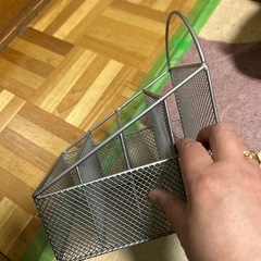 スチール製仕切りラック4段小物入れの画像