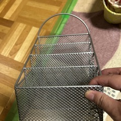 スチール製仕切りラック4段小物入れの画像