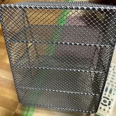 スチール製仕切りラック4段小物入れの画像