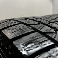 DUNLOP WINTER MAXX WM02 205/65R16 16インチ スタッドレス 4本 23年製 バリ溝 ヤリスクロス 10系アルファード C28セレナ等　(KTK411)クレジットカード QRコード決済可能の画像
