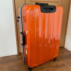 大容量73L　キャリーケース オレンジの画像