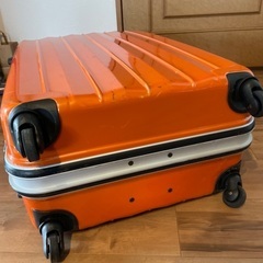 大容量73L　キャリーケース オレンジの画像