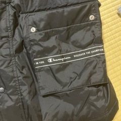 未使用。4月末まで出品。チャンピオン。メンズダウンジャケット。メンズスポーツジャケット。の画像