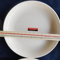 未使用ニューボン丸皿約１５センチ、４枚まとめて。の画像