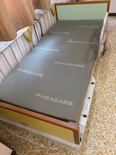 【１台売約済み、残り１台！！】介護ベッドi,j（1台4500円）