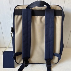 EAON KIDS イーオン リュック バッグ 定期入れ付き の画像