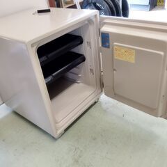 金庫 マグロック式 96年製　/UJ-1220 1Fの画像