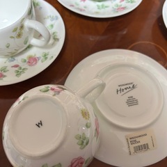 ⭐︎【美品】ウエッジウッド素敵なソーサー５客セットの画像